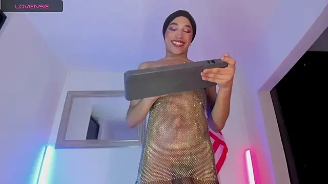 Naughty_Blue webcam