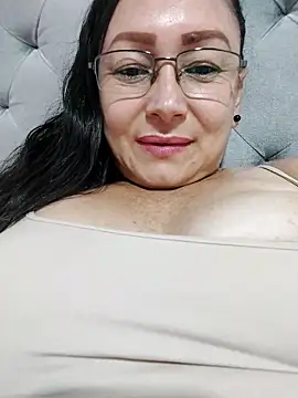milly_sanchez webcam
