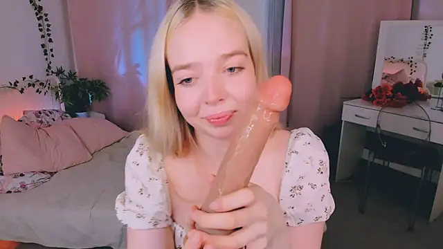 BellaMontgomery webcam