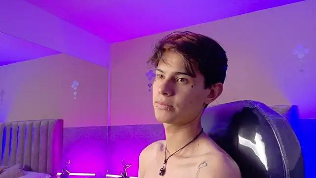 Derek_Sinn webcam