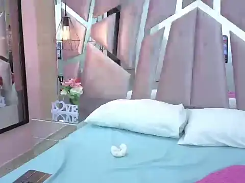 Emmaa_Luxx webcam