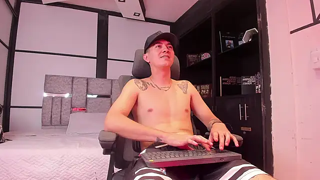 Diamondss_1 webcam