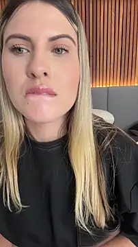 EmiilyAdams_ live sex cam