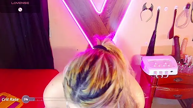 Mrblackpetiteblonde2 webcam