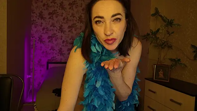 AnneHaddaway webcam