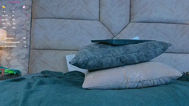 BellatrixKorz webcam