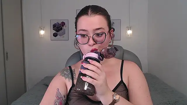 selene_rouse_ webcam