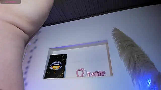 Mariia_Paulaa webcam