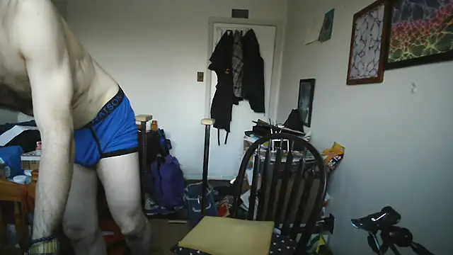 JohnnyMoves webcam