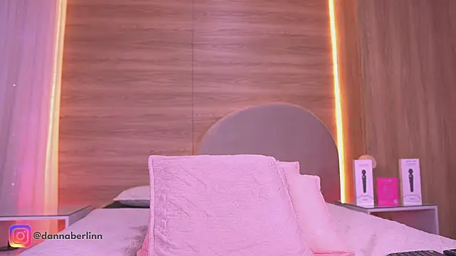 danna_berlin_ webcam