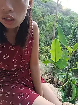 llomayy-love webcam