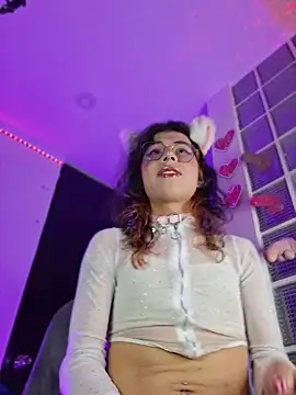 Sweet-SharoKitty webcam