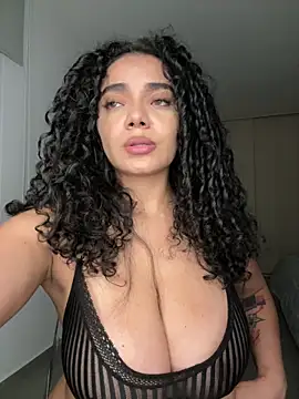 Curlyierr webcam