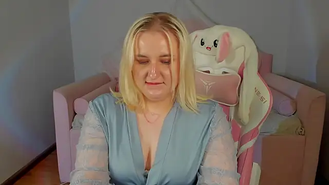 LioraArdyn webcam