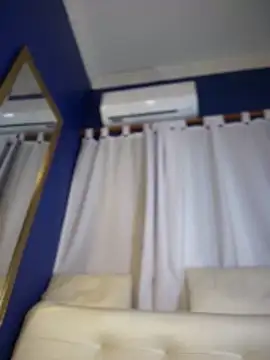 LeylaKnox webcam
