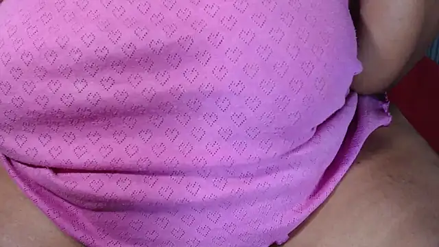 BIGBOOTYXX29 webcam