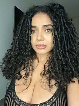 Curlyierr webcam