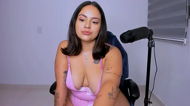 susy_angel webcam