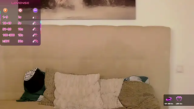 PetersEmily webcam