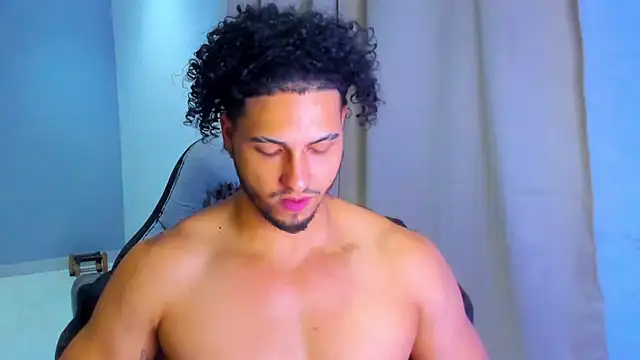 Kris_Khalifa69 webcam