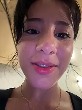Ale_Lewis live sex cam