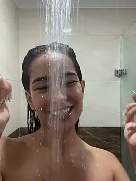 Mau_White webcam