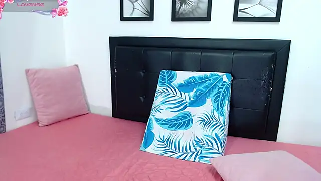 KellyJoness_ webcam