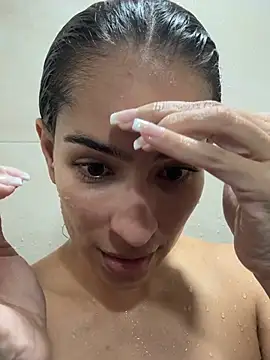 Mau_White webcam