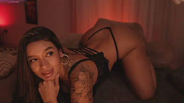 HannahW_ webcam