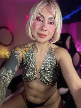 Cinamoonn webcam