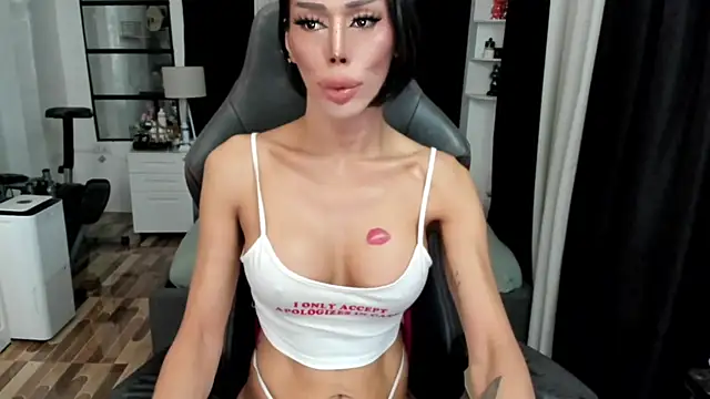 Forever_MissCandace webcam