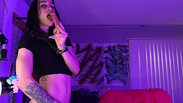 xofrankie - XoFrankie's free webcam - UK Sex Cams