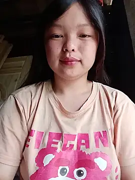xoixoi232 - XoiXoi232's free webcam - UK Sex Cams