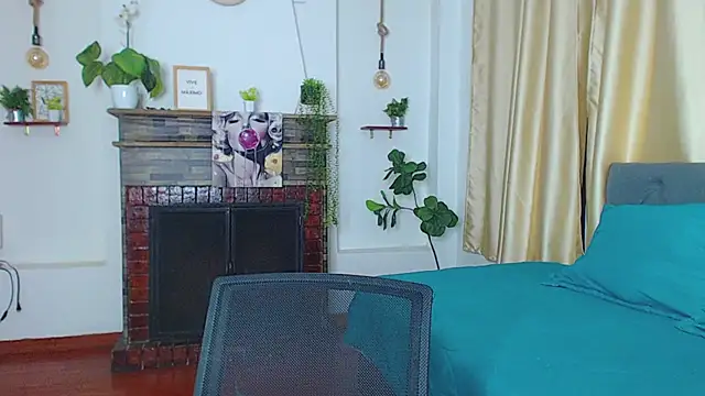 Emma_hassani webcam