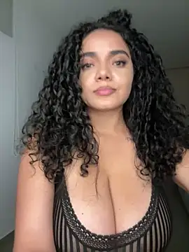 Curlyierr webcam