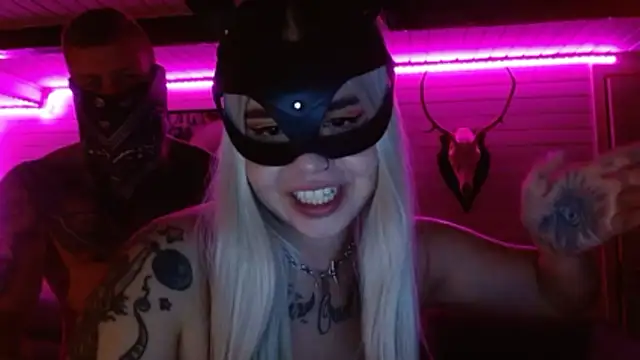 Alice_And_Damon webcam