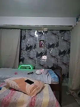 SaharQamar webcam