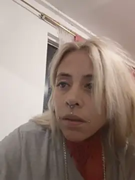 sofigirlgold webcam
