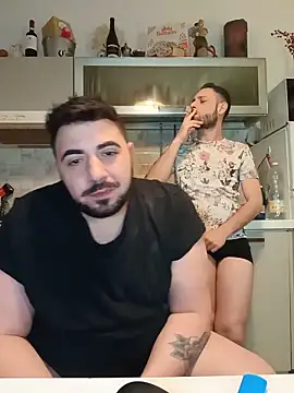 bear_skinny webcam