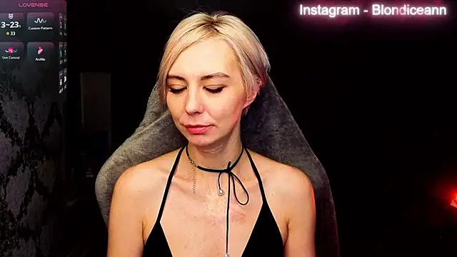 blonde_ice_ann webcam
