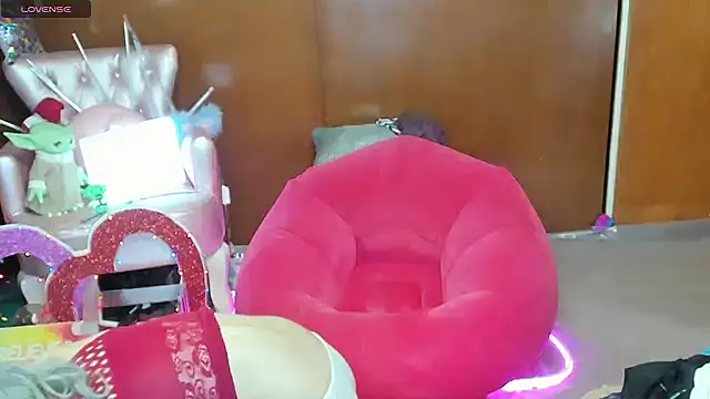 Skinygirl webcam