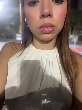 Aaliyah_Salma webcam