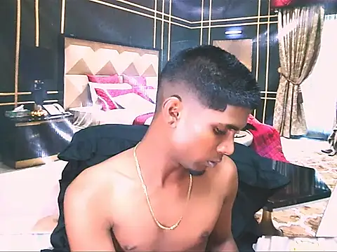 IndianThuggin webcam