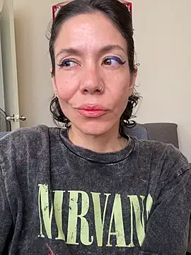 JeanneDuval8888 webcam