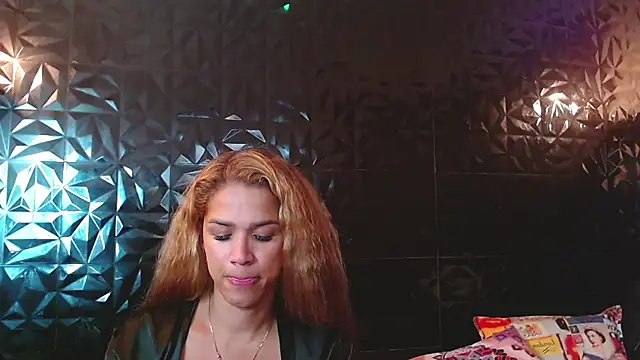 PINK__LOLA1 webcam