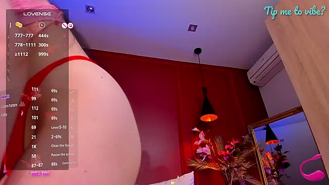 Mayzzie webcam