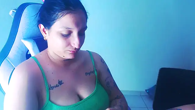 liz_dirty webcam