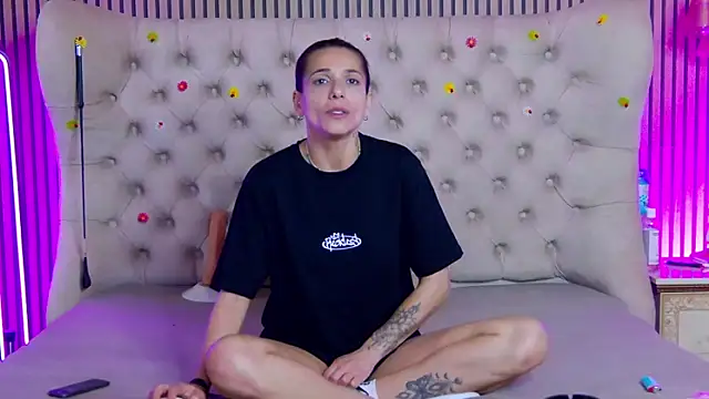 PlayfulShow webcam