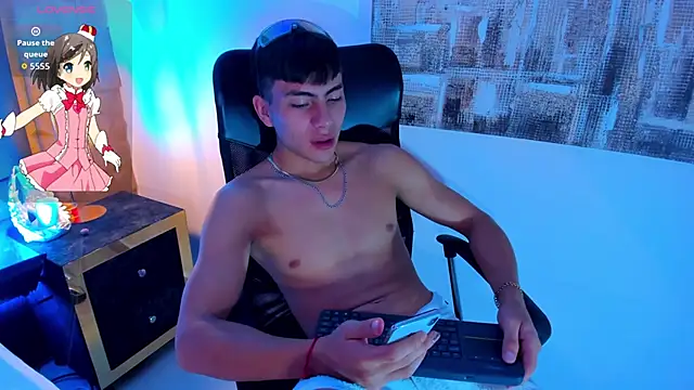 EthanSantori webcam
