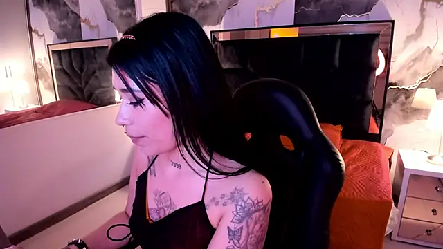 susanvilla - SusanVilla's free webcam - UK Sex Cams